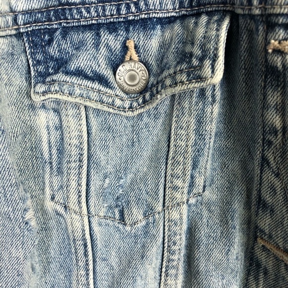 Old Navy Destructed Distressed worn Denim Jacket size large Tall - Picture 6 of 16